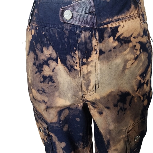 Ralph Lauren. One-of-a-kind, upcycled cargo, capri pants. Size: 10 - Picture 3 of 11